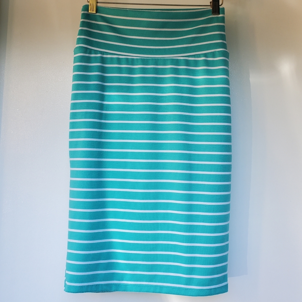 SOLD - LuLaRoe Cassie Pencil Skirt Teal Turquoise Striped Size XS Mint Green